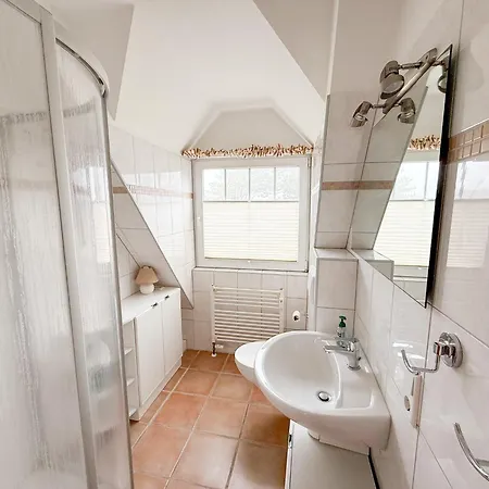 Apartment App 7 Aberdeen Eingang 1e *